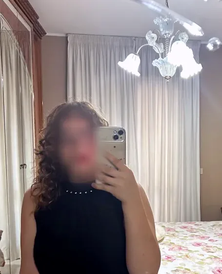 Fay, 21