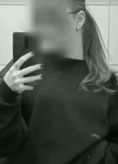 Fenna, 19