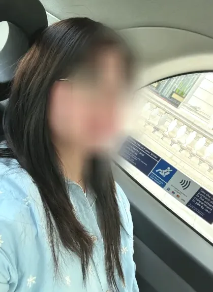 Fleur, 35