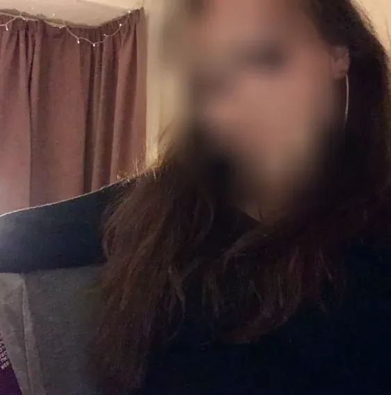 Merve, 25