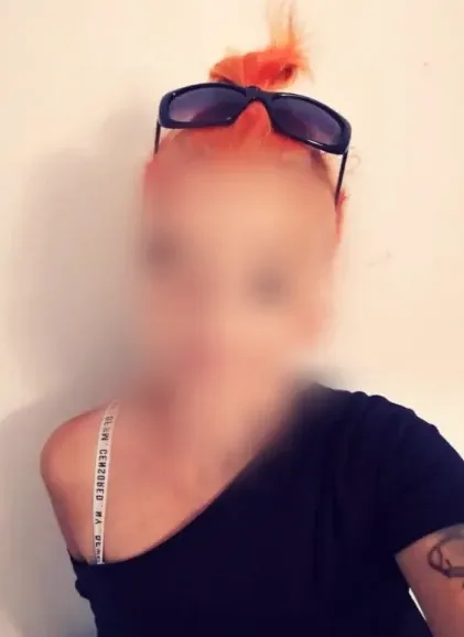 Nadia, 35