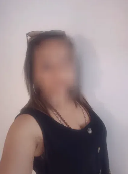 Norah, 38