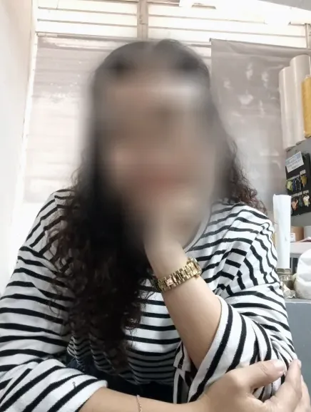 Tess, 31
